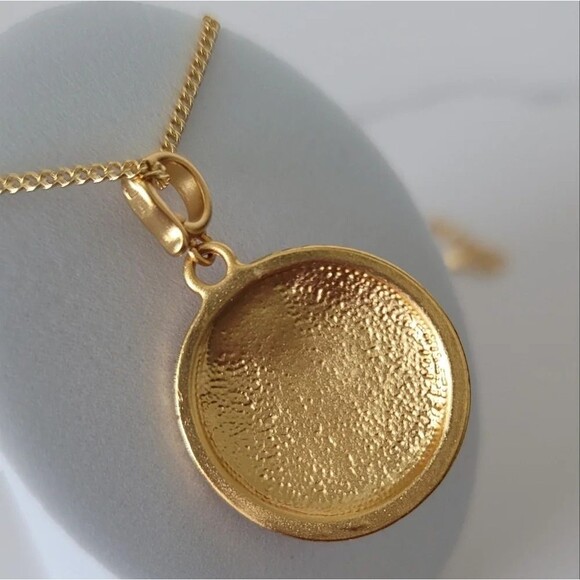 Delicate Rose Pendant Necklace - Picture 4 of 7